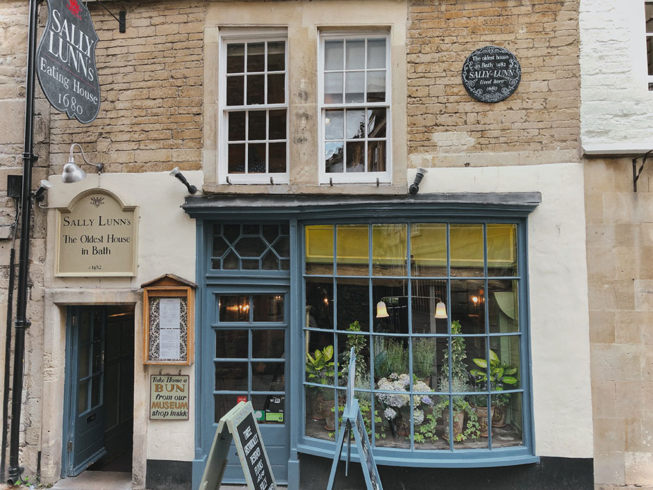 exterior of Sally Lunn's tea room, a mut during your one day in Bath itinerary